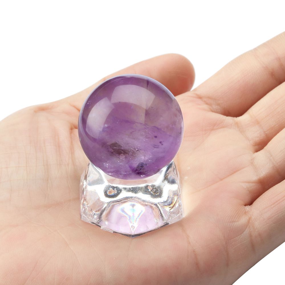 gemstone-ball-decors-balancing-divination