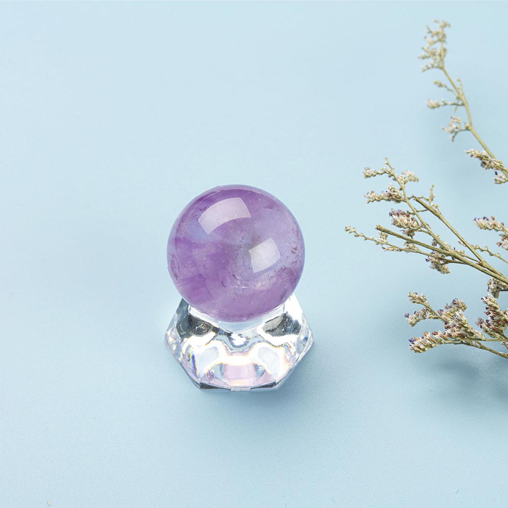gemstone-ball-decors-balancing-divination