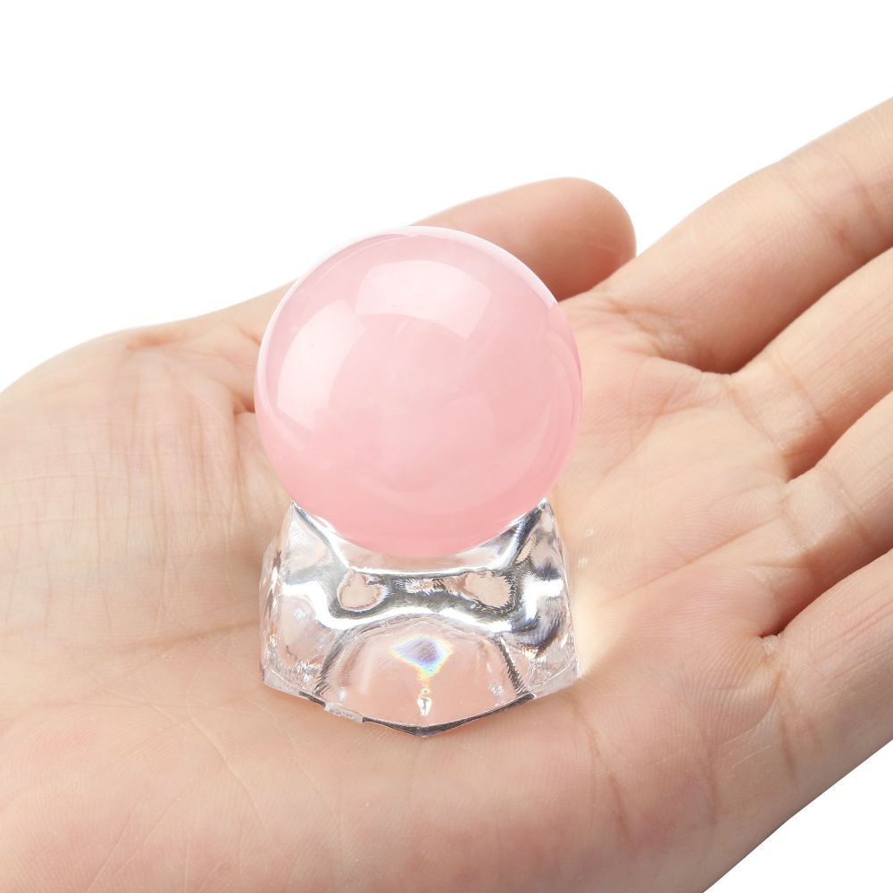 gemstone-ball-decors-balancing-divination