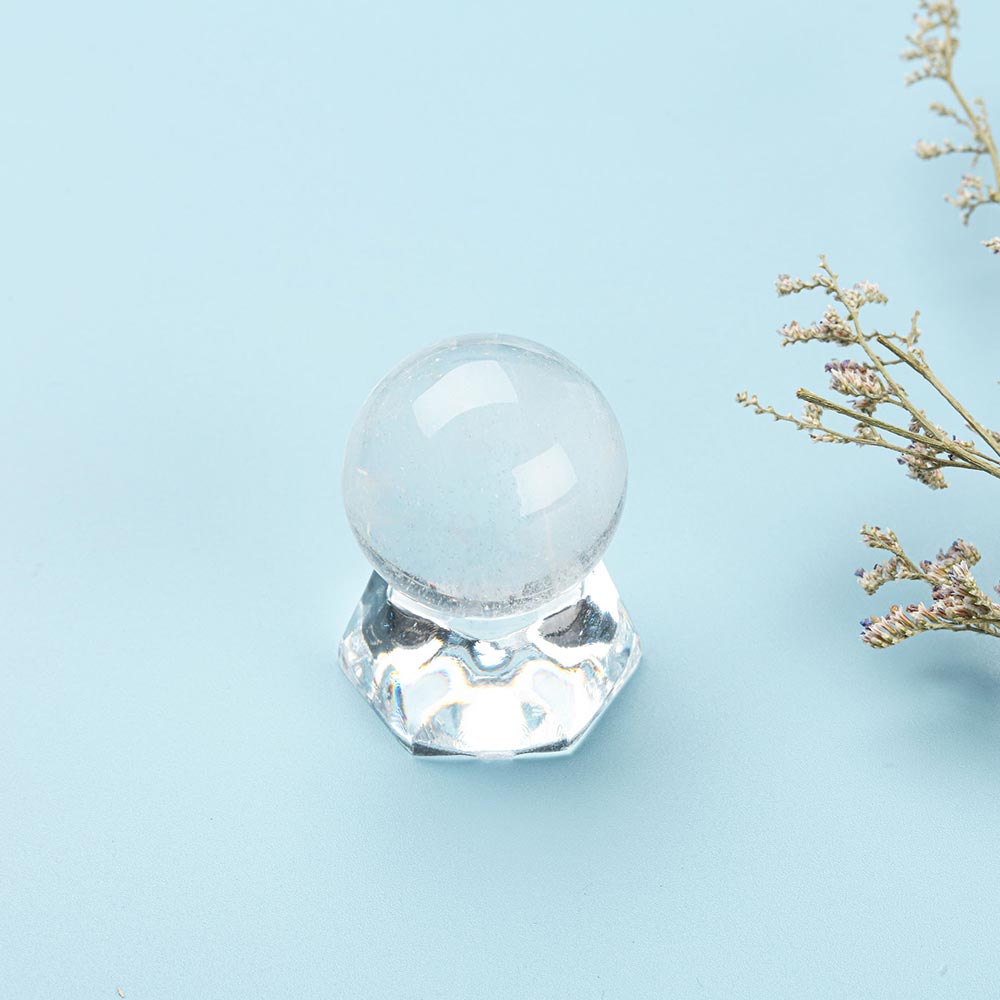 gemstone-ball-decors-balancing-divination