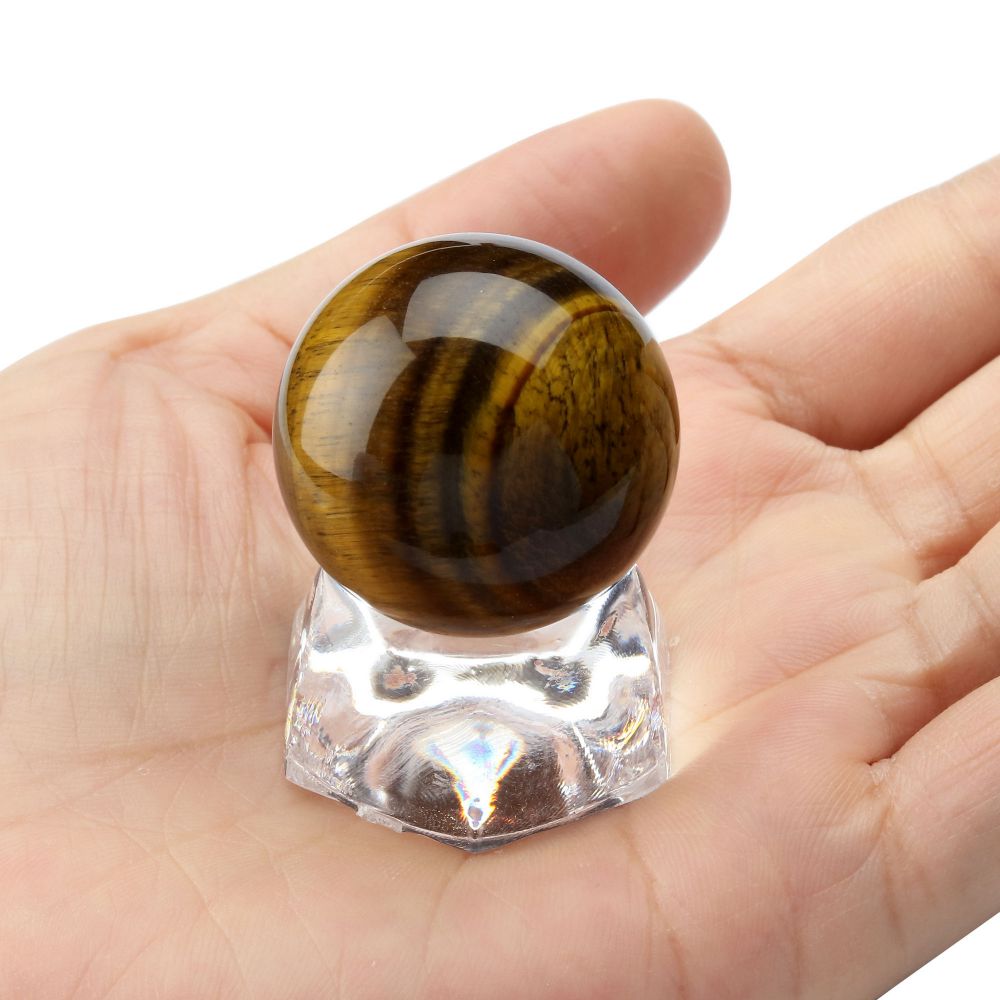 gemstone-ball-decors-balancing-divination