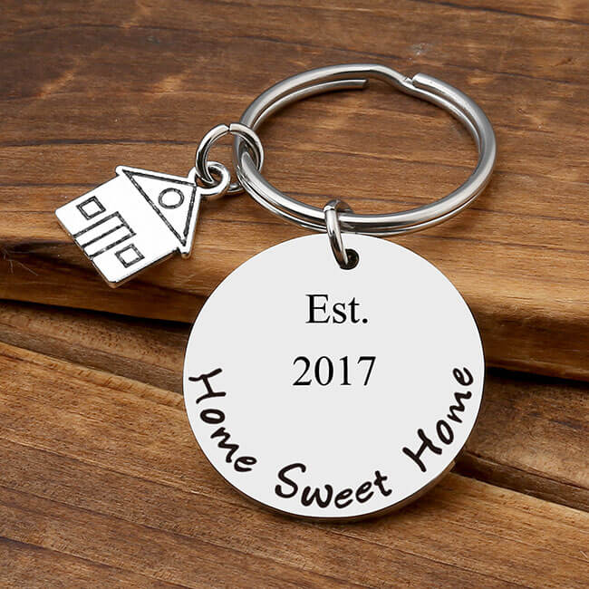 jovivi personalized round tag pendant keychain for family, front side, jnf007201